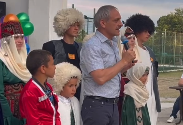 В детском спортивно-оздоровительном лагере «Анжи-мастер» прошел республиканский фестиваль «Дагестанские каникулы».